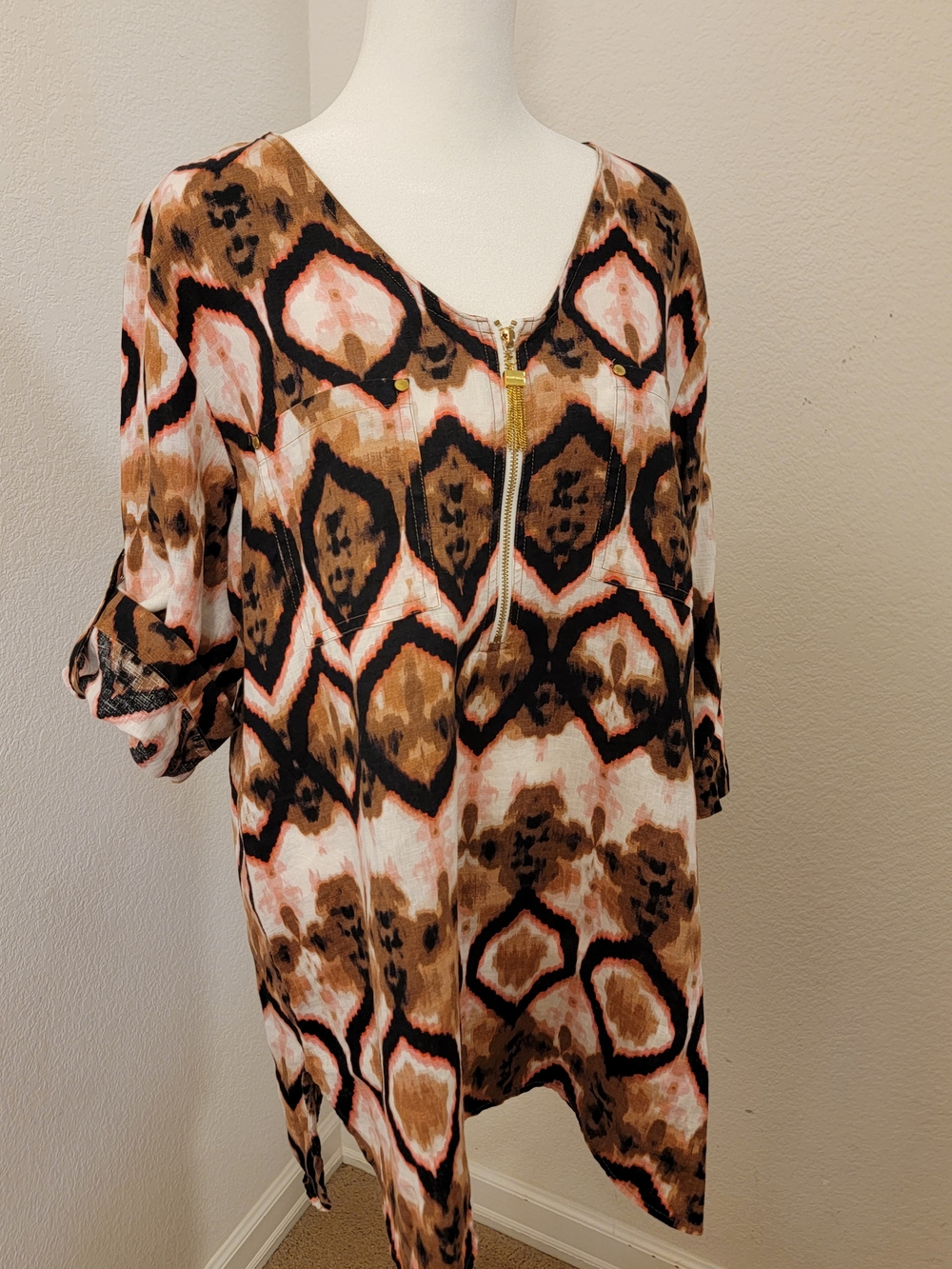 Ellen Tracy Brown Multi V-Neck Linen Tunic Blouse Bold Print - Large